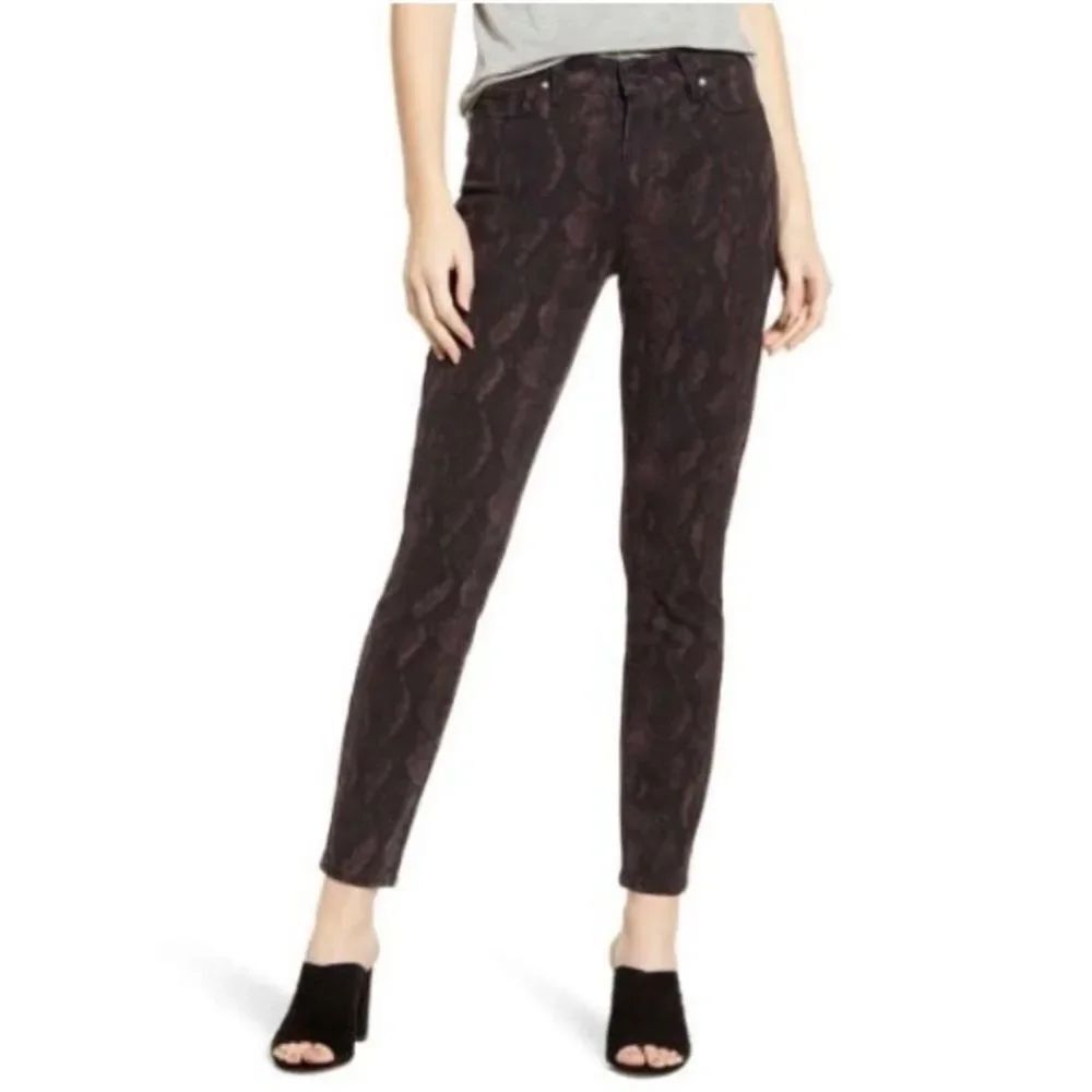 New with tags PAIGE HOXTON Jeans Black Fig Python Snake Print Ankle Size 29.